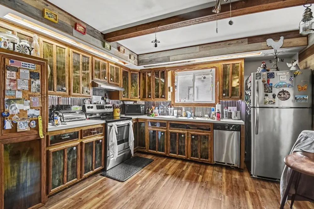 1457 Laughlin Drive NW Grand Rapids, MI 49504