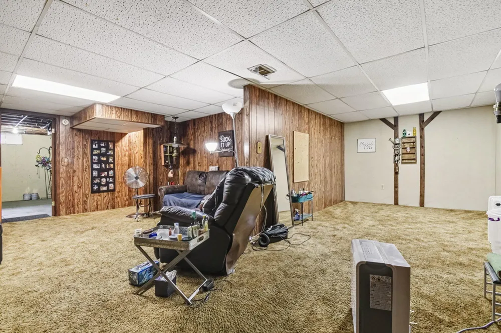 1457 Laughlin Drive NW Grand Rapids, MI 49504