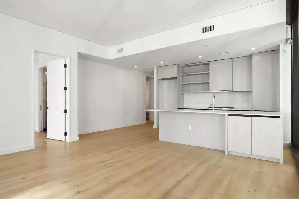 610 Davis Street #2408 Austin, TX 78701