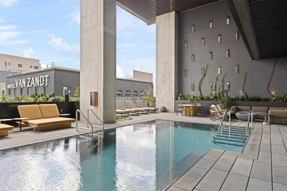 610 Davis Street #2408 Austin, TX 78701