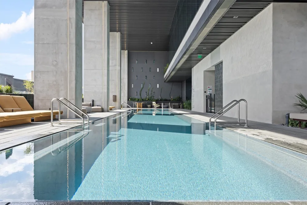 610 Davis Street #2408 Austin, TX 78701