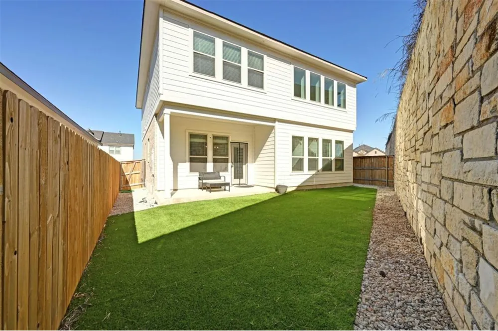 12613 Stanford Drive #86 Austin, TX 78748