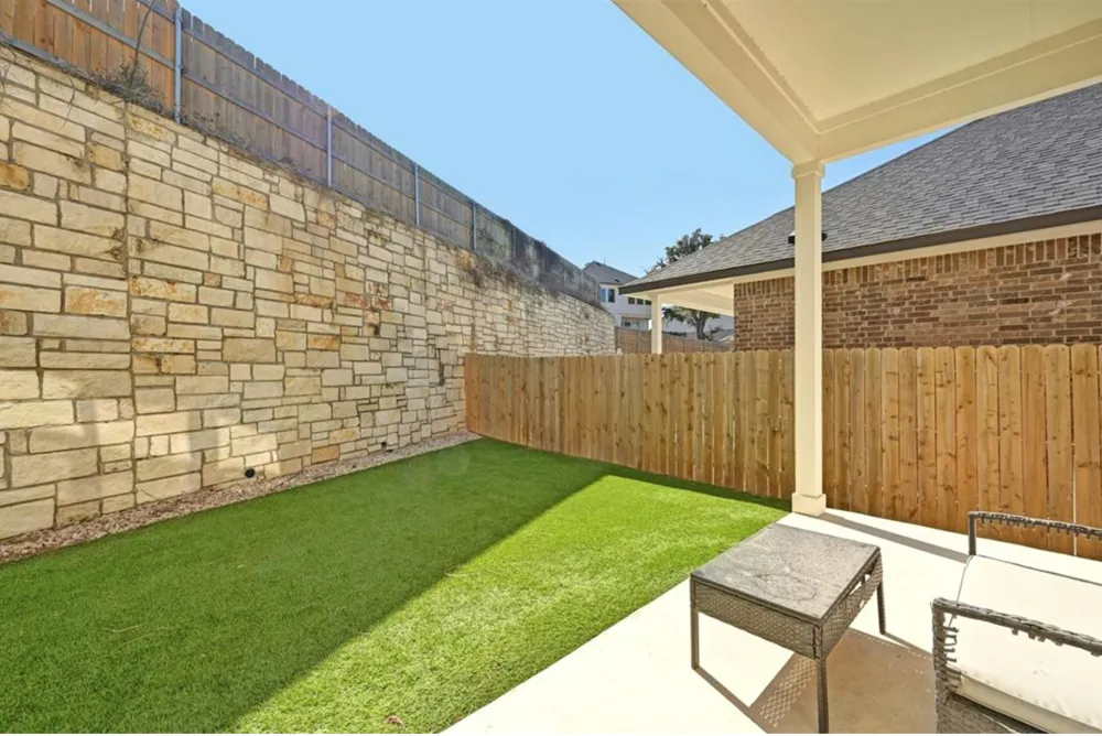 12613 Stanford Drive #86 Austin, TX 78748