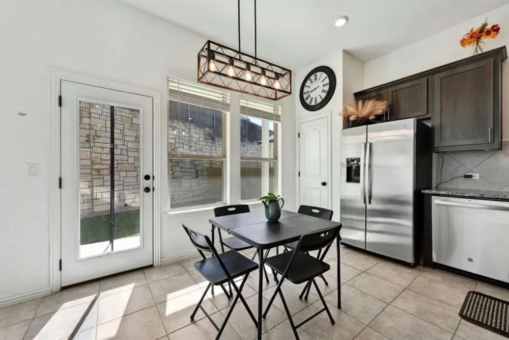 12613 Stanford Drive #86 Austin, TX 78748
