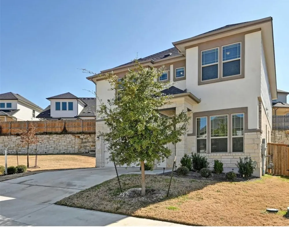 12613 Stanford Drive #86 Austin, TX 78748