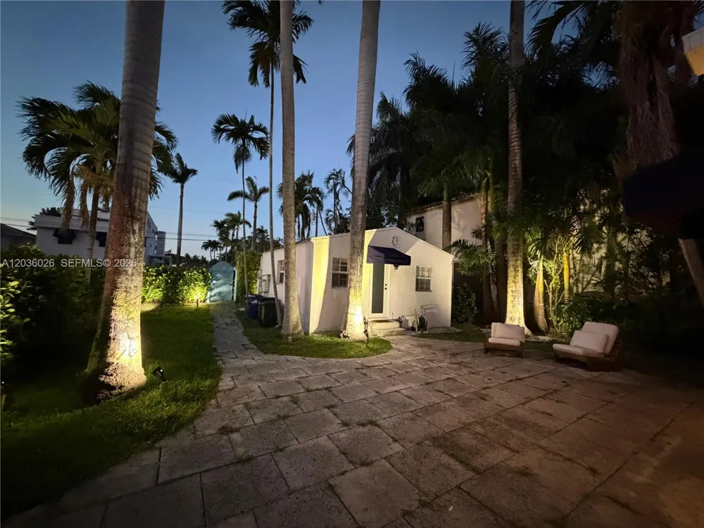 265 Palm Ave Miami Beach, FL 33139