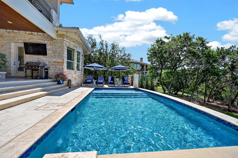 203 Martinique Pass Austin, TX 78734