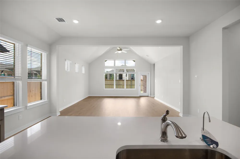 19509 Erna Drive Pflugerville, TX 78660
