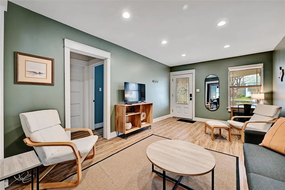 2952 Higgins Street Austin, TX 78722