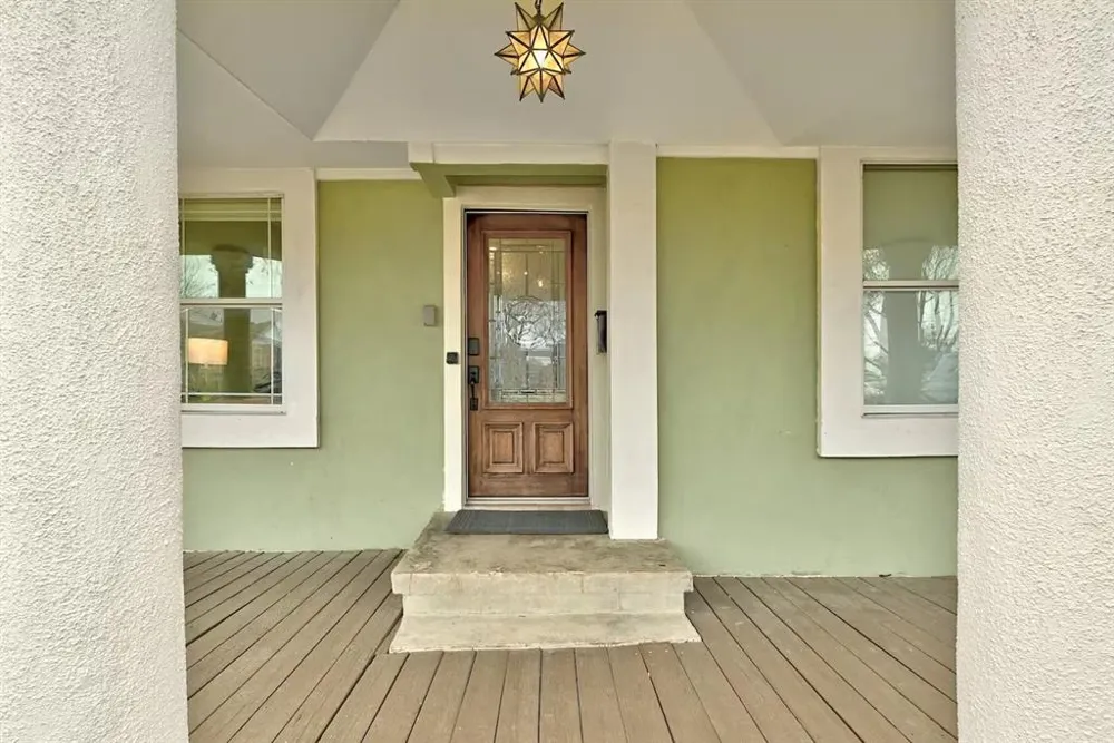 2952 Higgins Street Austin, TX 78722