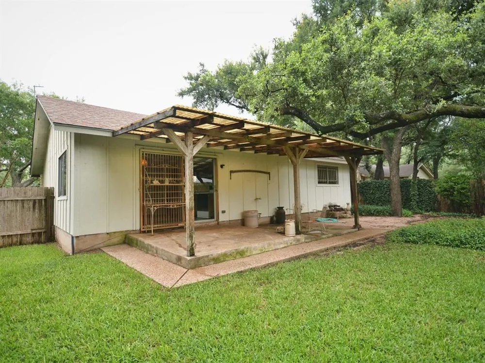 11710 Big Trail Austin, TX 78759