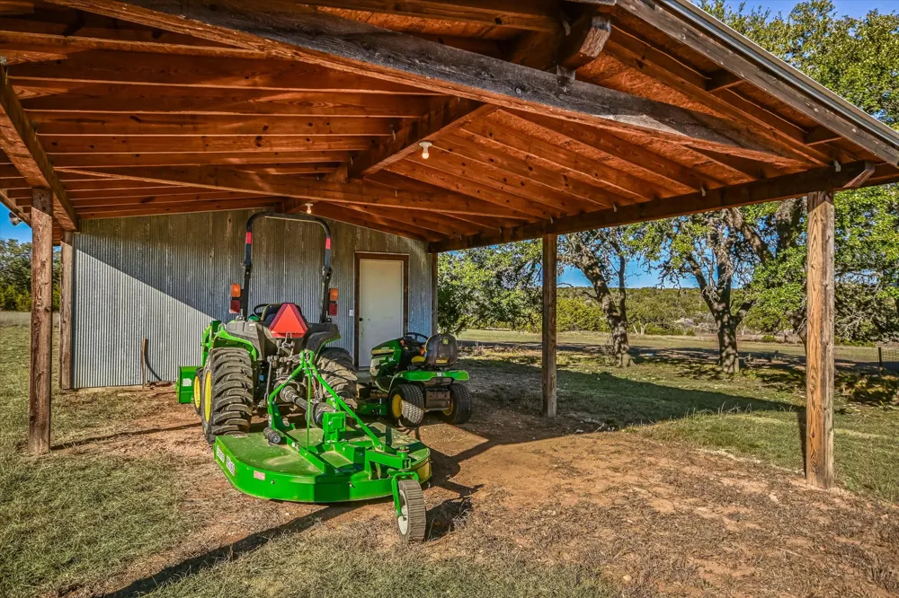4698 FISCHER STORE ROAD Wimberley, TX 78676