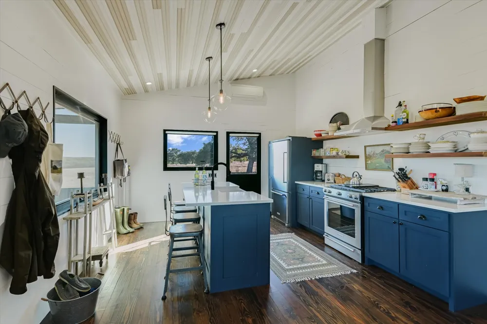 4698 FISCHER STORE ROAD Wimberley, TX 78676