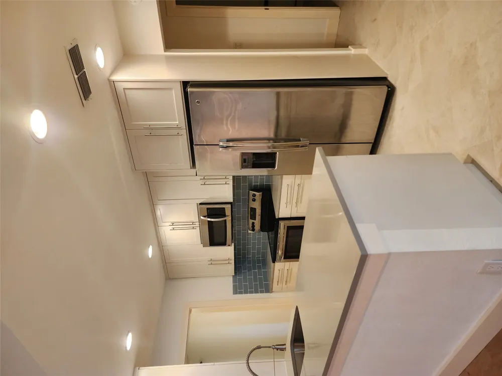 1804 Kingwood Cove Austin, TX 78757