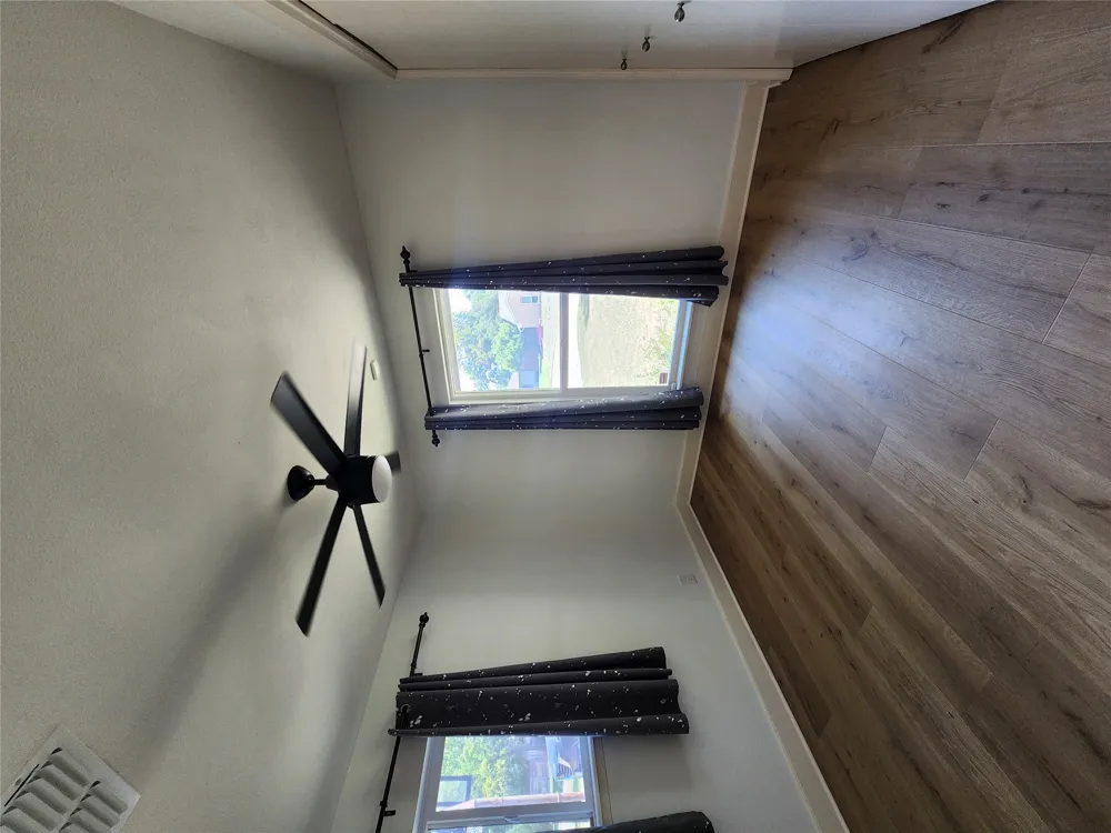 1804 Kingwood Cove Austin, TX 78757