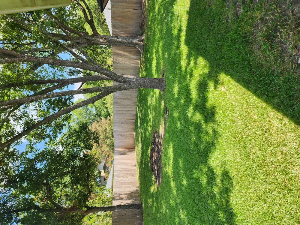 1804 Kingwood Cove Austin, TX 78757