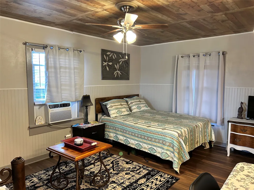 161 Alexander Drive #8 Tow, TX 78672