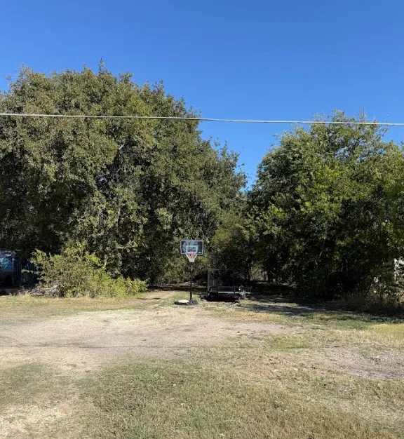 800 Arnold Drive Bartlett, TX 76511