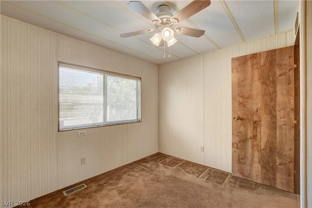 660 Scott Avenue Overton, NV 89040
