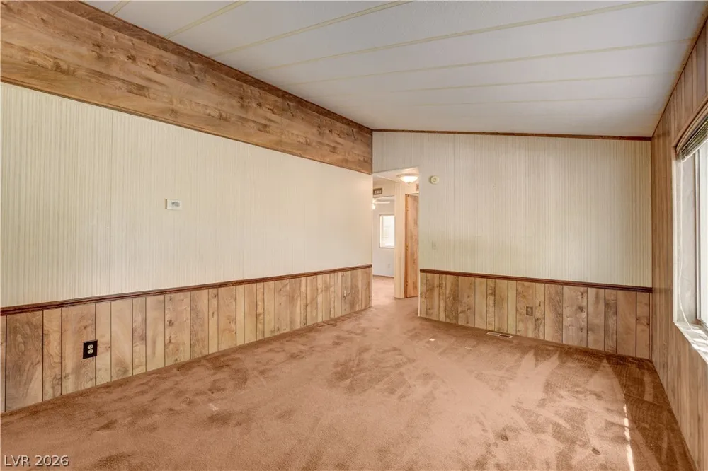 660 Scott Avenue Overton, NV 89040