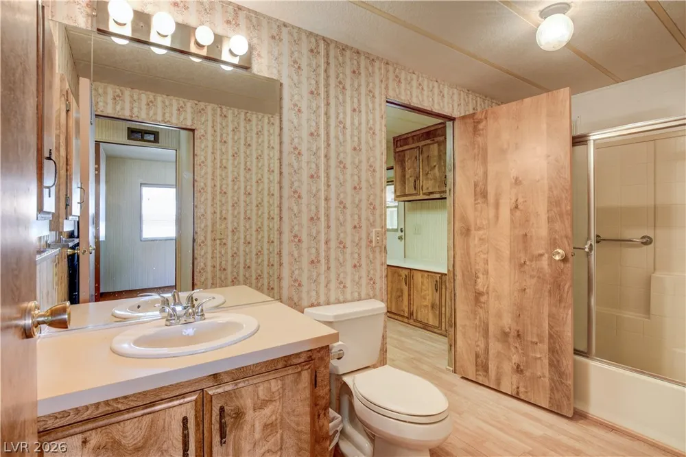 660 Scott Avenue Overton, NV 89040