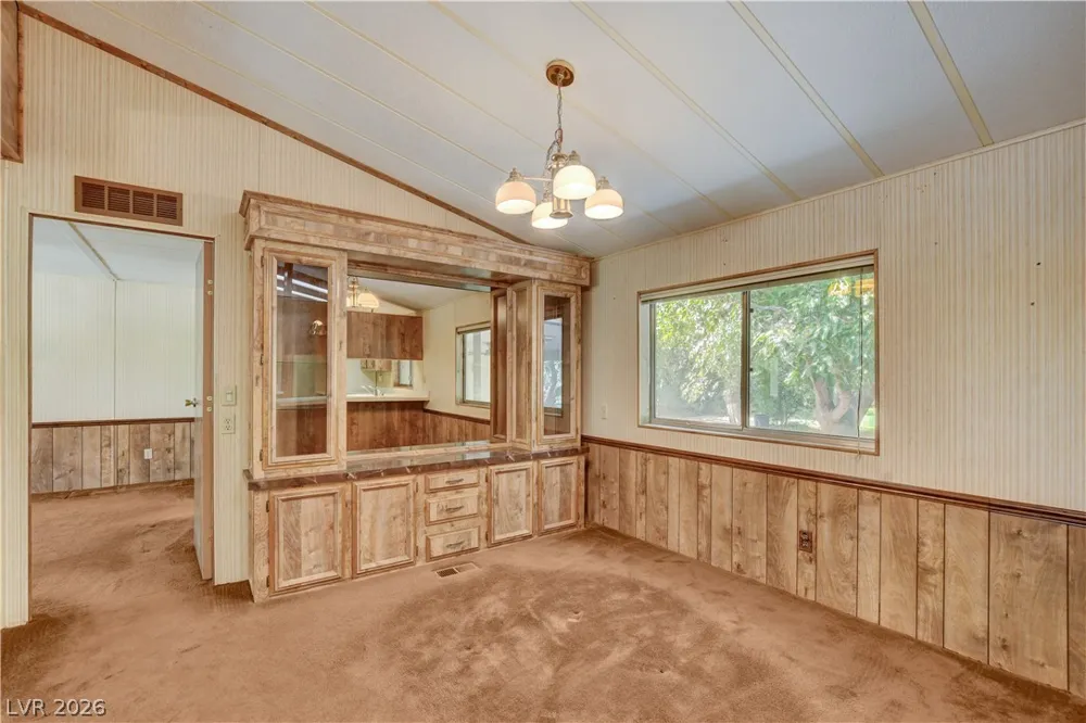 660 Scott Avenue Overton, NV 89040