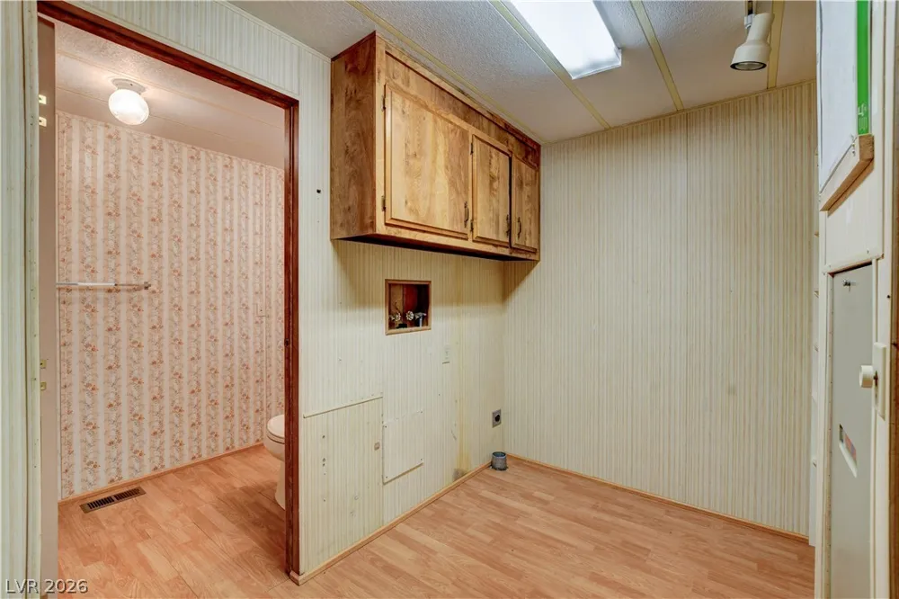 660 Scott Avenue Overton, NV 89040