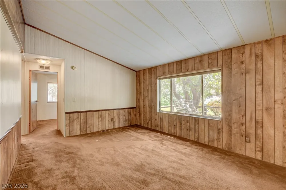 660 Scott Avenue Overton, NV 89040