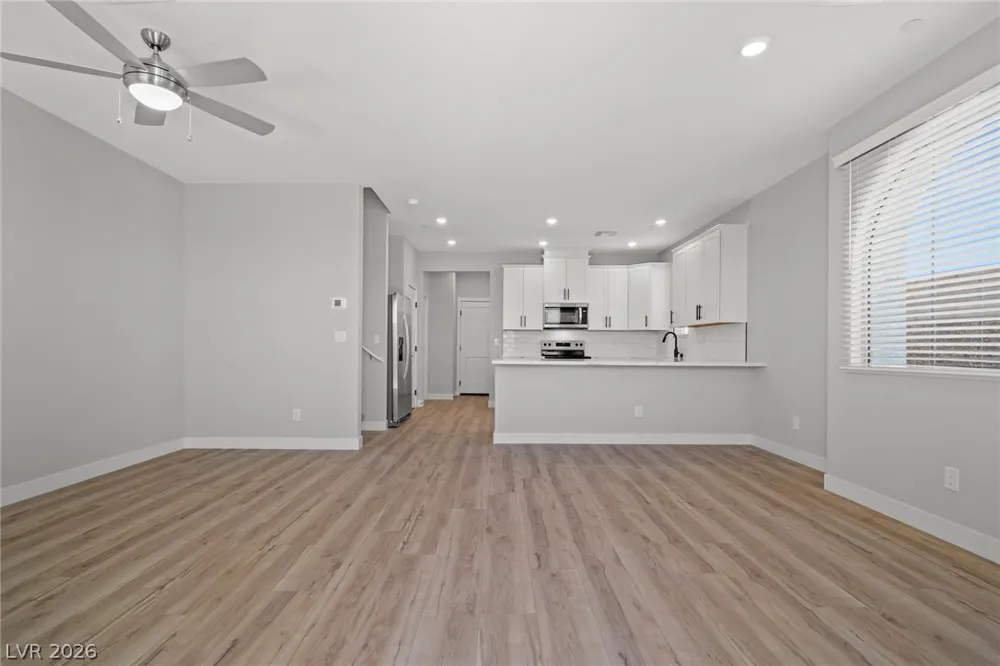 8352 Weidler Street Las Vegas, NV 89166