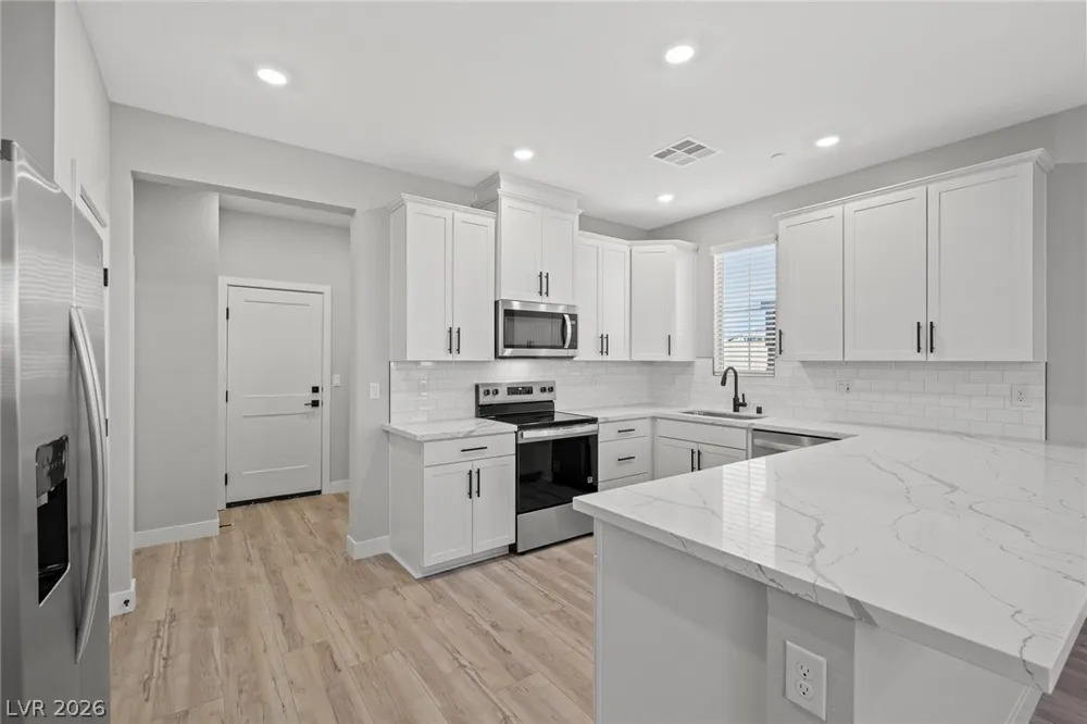8352 Weidler Street Las Vegas, NV 89166