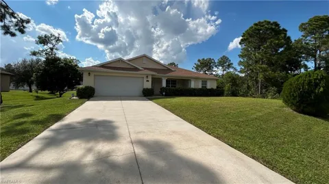 1911 Sunniland Boulevard