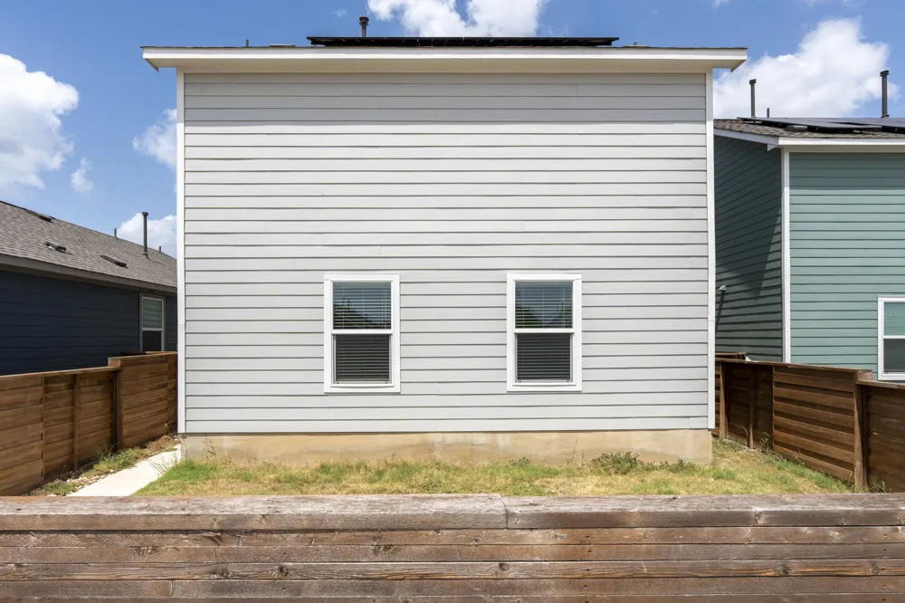 889 Powell Street Kyle, TX 78640