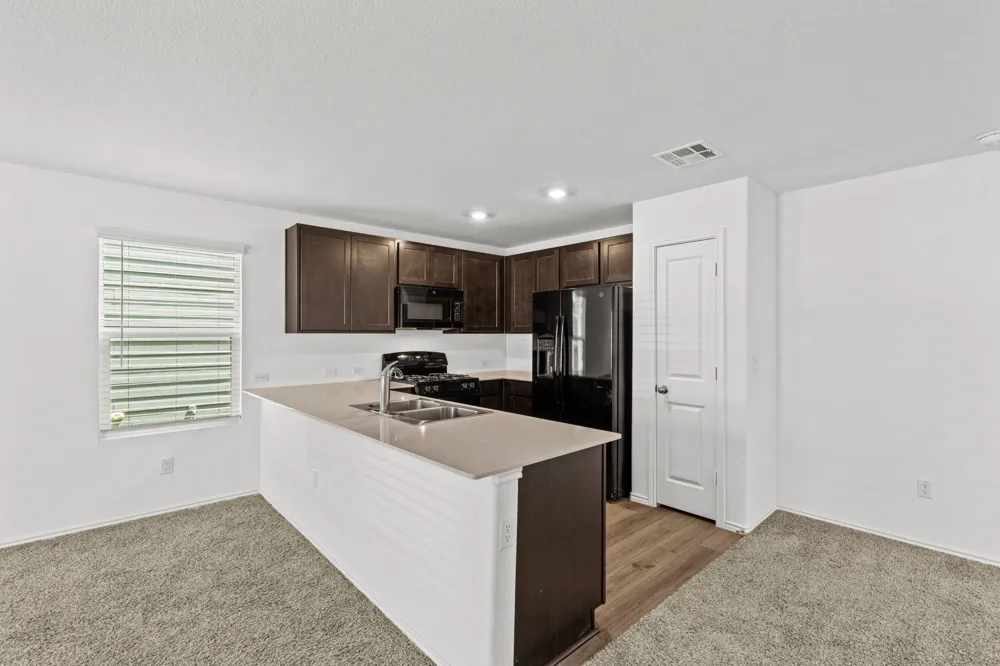 889 Powell Street Kyle, TX 78640