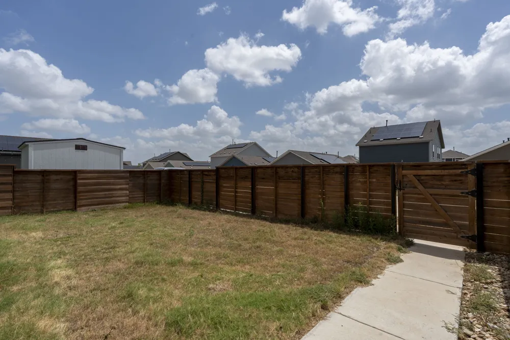 889 Powell Street Kyle, TX 78640