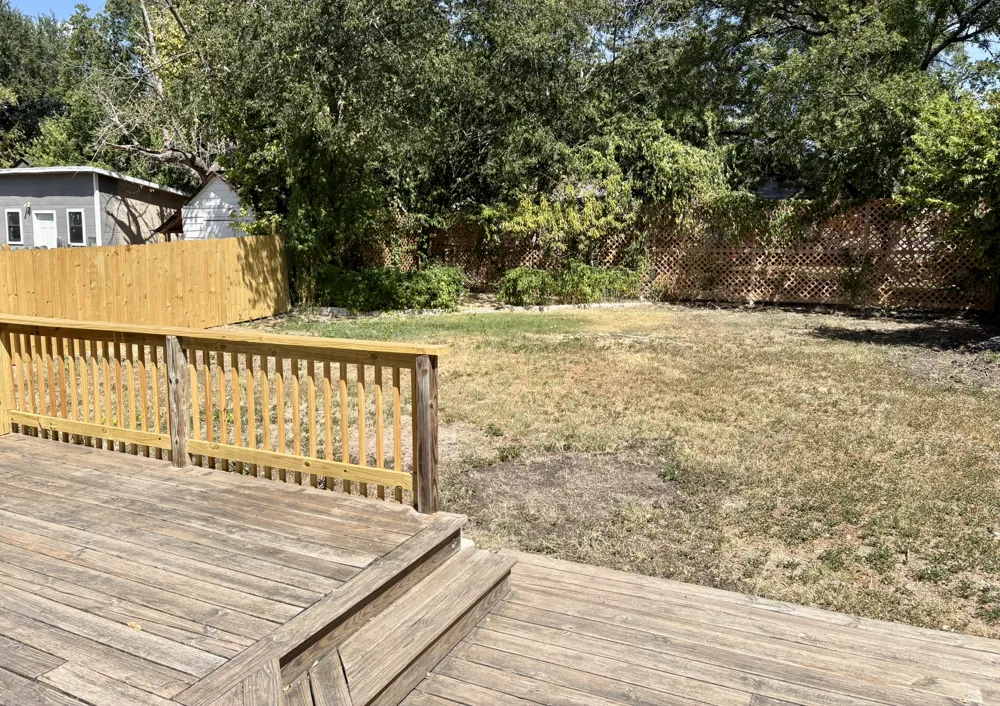 1123 Christie Drive Austin, TX 78721