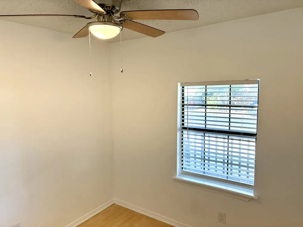 1123 Christie Drive Austin, TX 78721