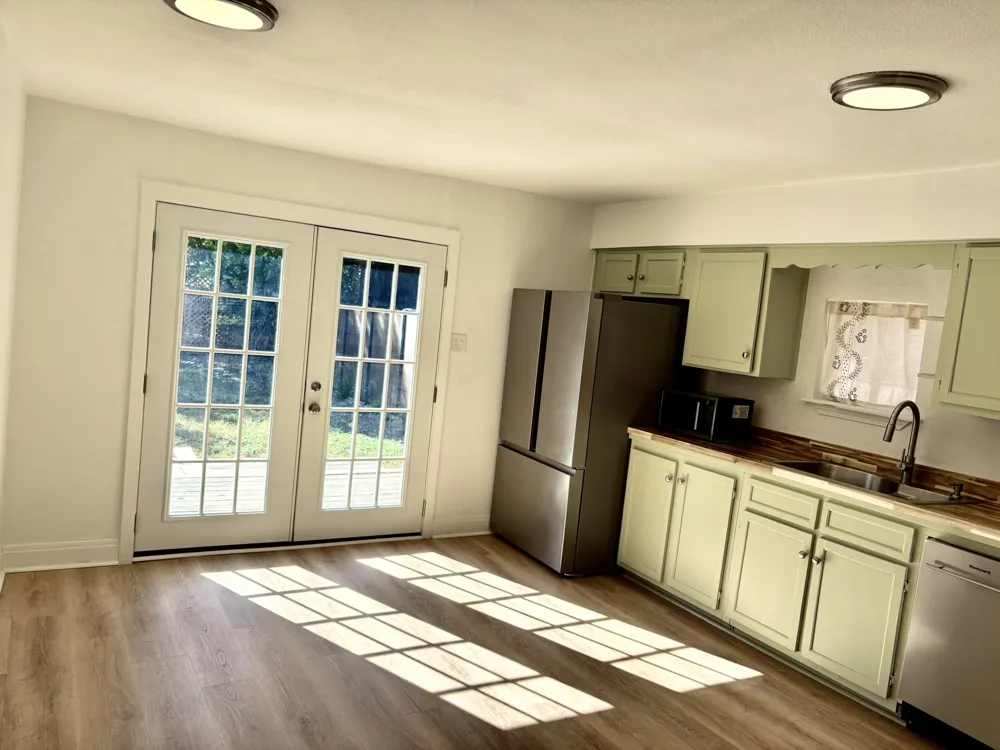 1123 Christie Drive Austin, TX 78721