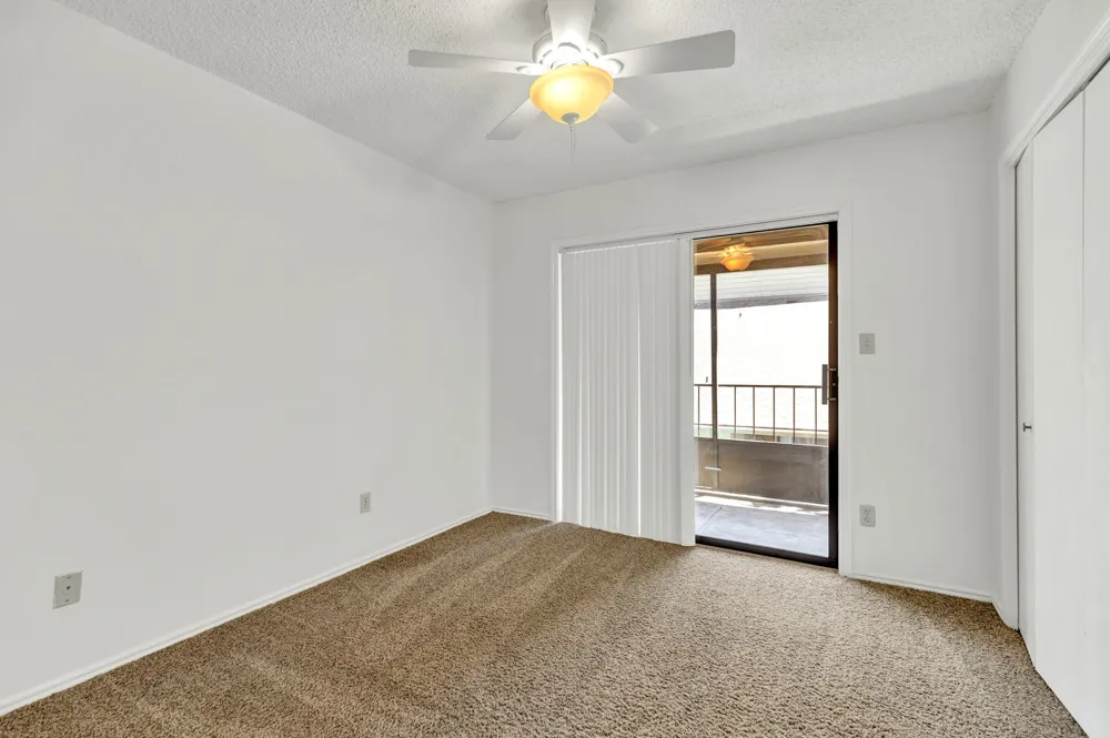 1202 Thorpe Lane #208 San Marcos, TX 78666
