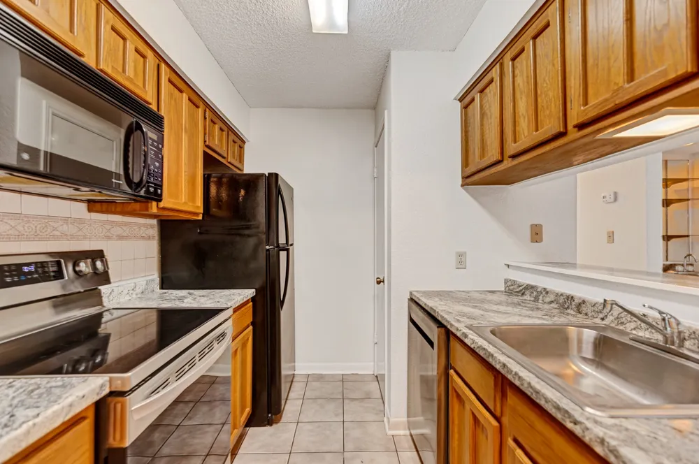 1202 Thorpe Lane #208 San Marcos, TX 78666