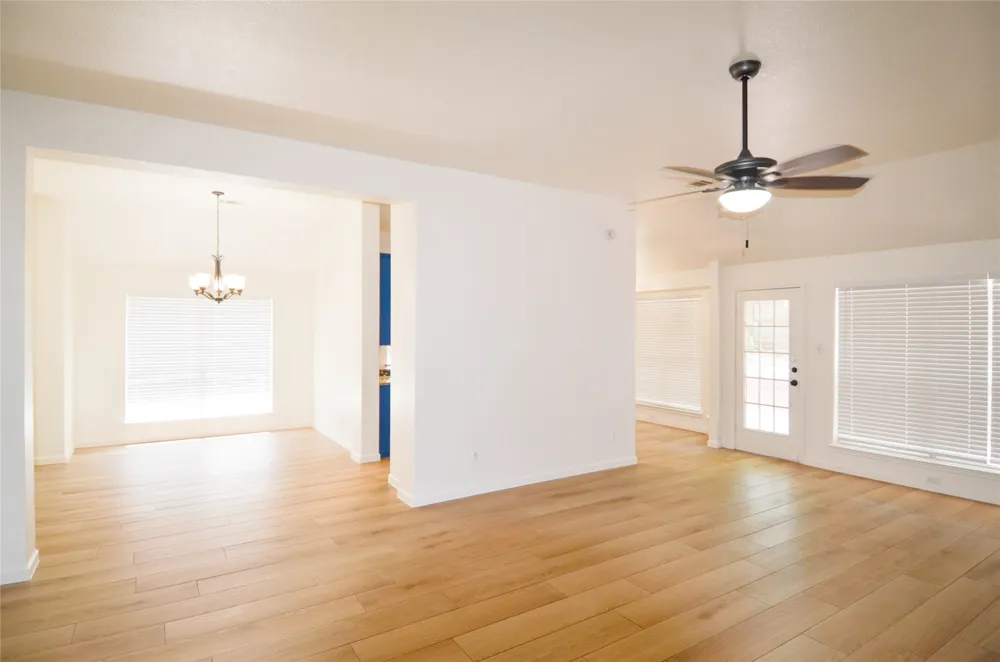 506 Pleasant Valley Drive Pflugerville, TX 78660