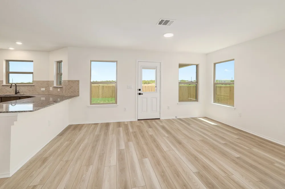 12912 Staywell Way Del Valle, TX 78617