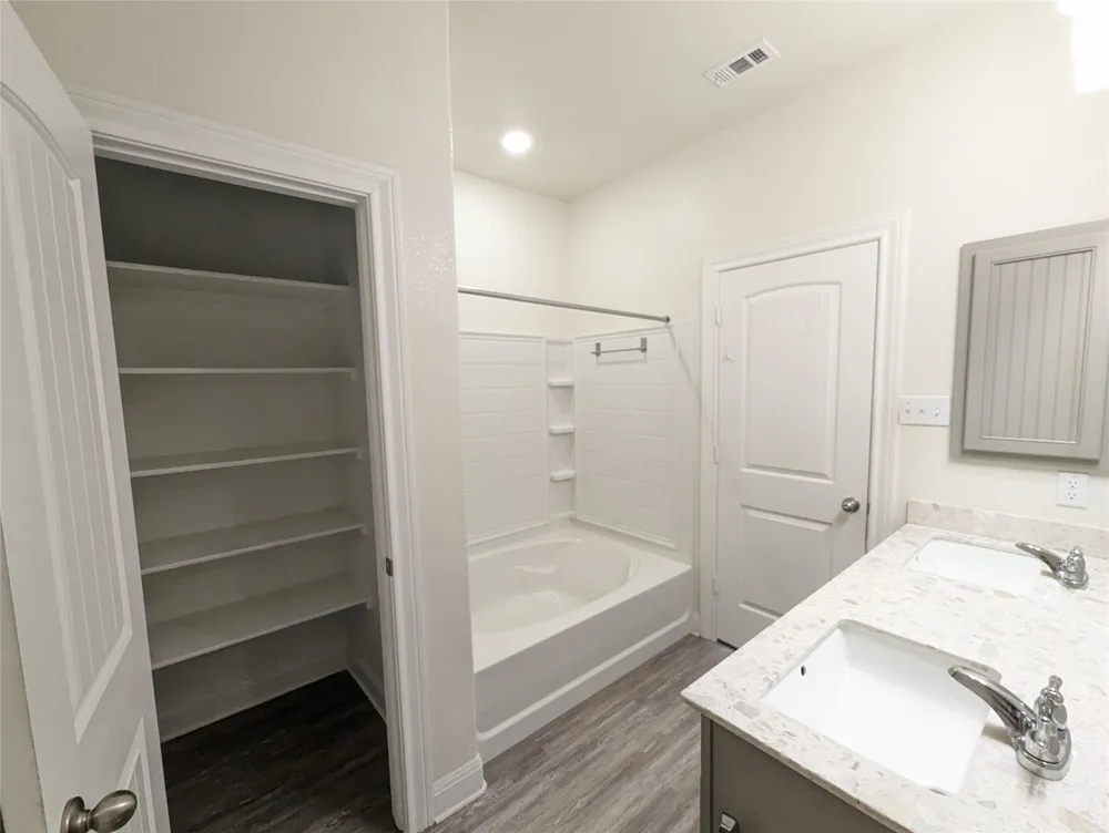 2471 Sunrise Road #68 Round Rock, TX 78664
