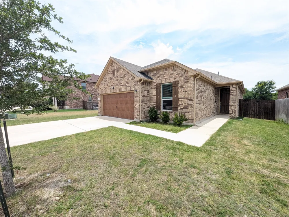 2471 Sunrise Road #68 Round Rock, TX 78664