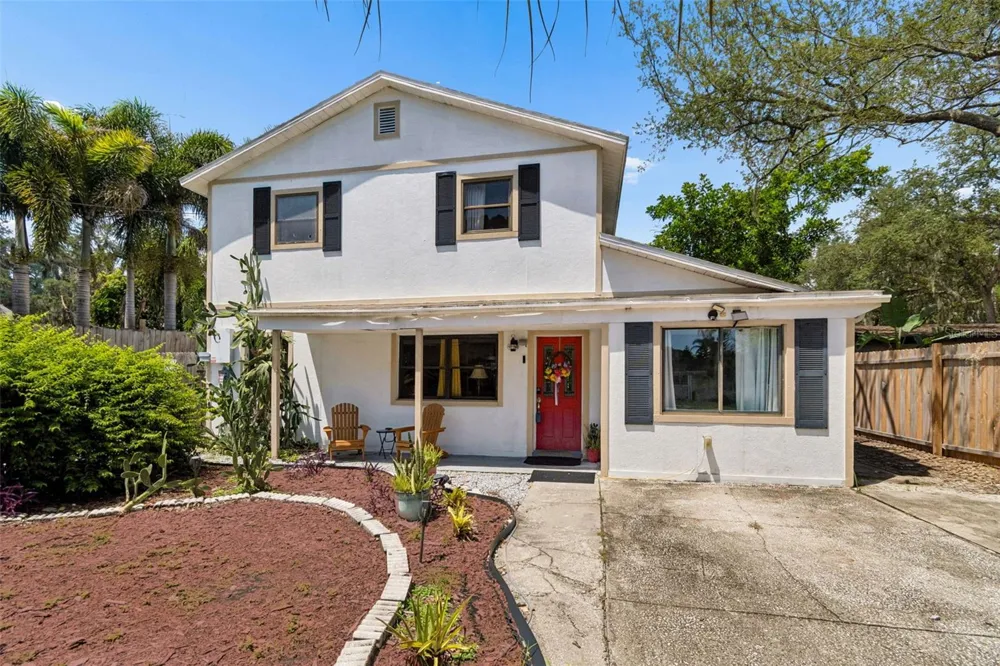 2017 S VILLAGE AVENUE Tampa, FL 33612