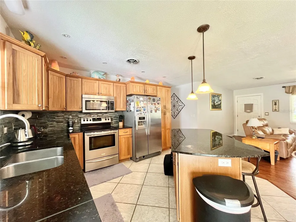 1815 SE 7TH AVENUE ocala, FL 34471