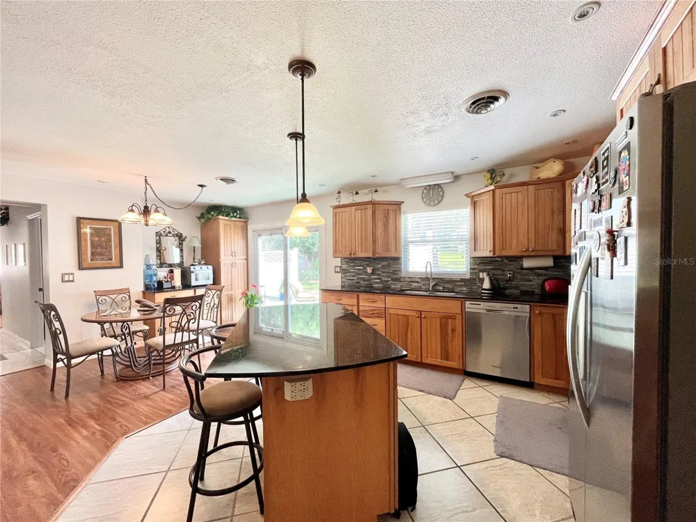 1815 SE 7TH AVENUE ocala, FL 34471