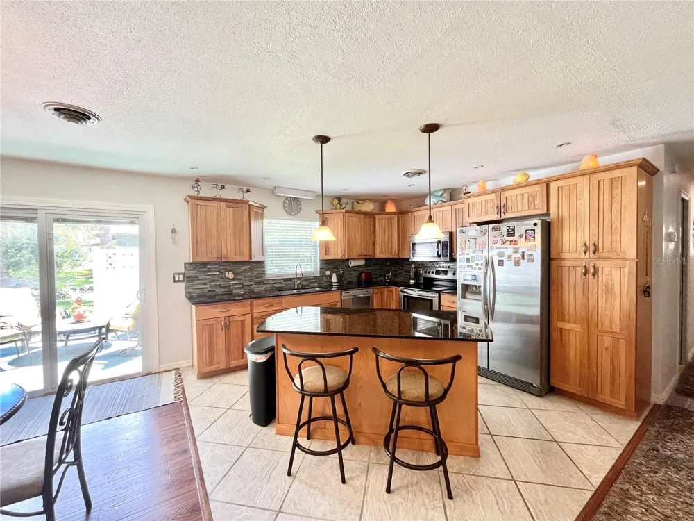 1815 SE 7TH AVENUE ocala, FL 34471