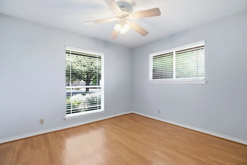 8509 Slant Oak Drive Austin, TX 78729