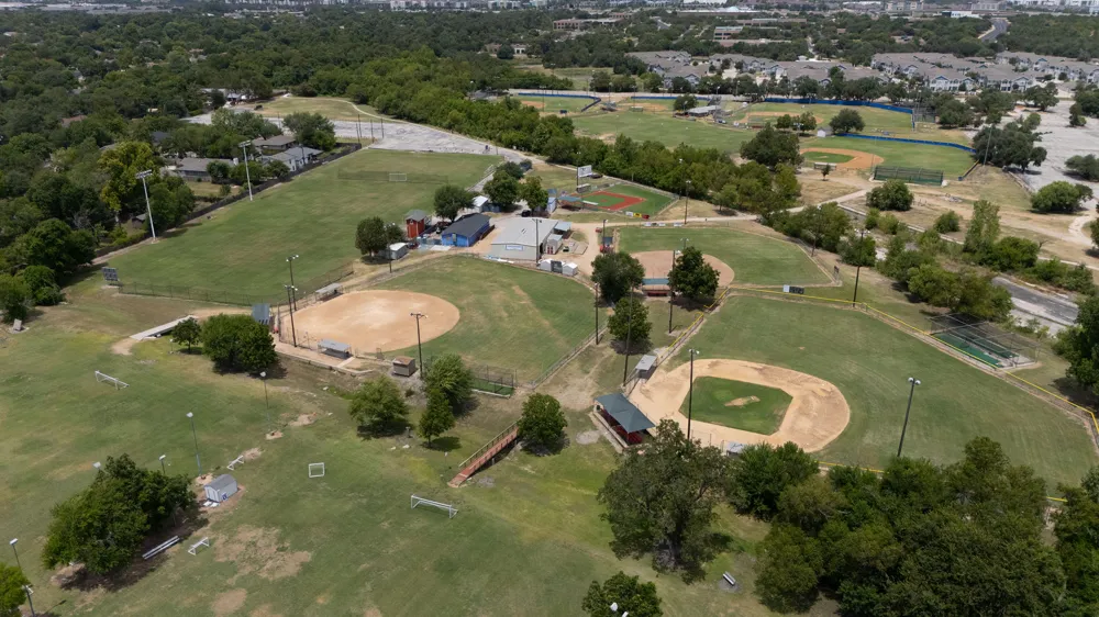 8509 Slant Oak Drive Austin, TX 78729