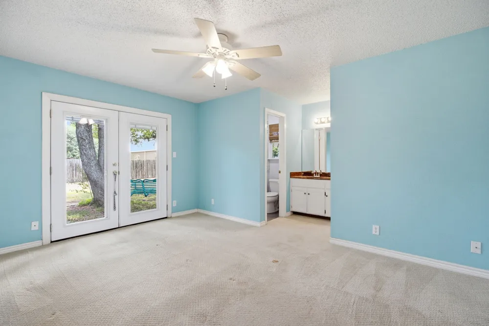 8509 Slant Oak Drive Austin, TX 78729